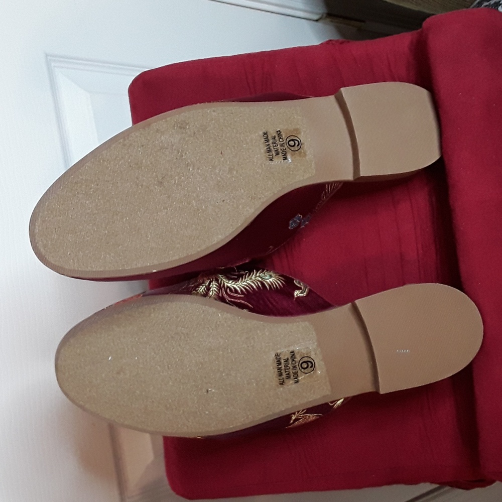 Shoes - Picture 2 of 2